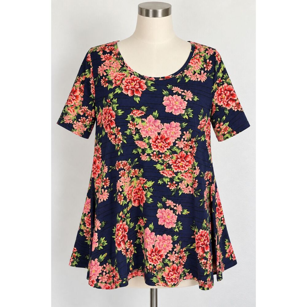 LuLaRoe Perfect T Women’s Large NWT Navy Pink Floral Short Sleeve Tunic Top